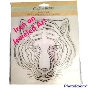 Iron-on Rhinestone Bling Tiger, for T-shirts, Jackets, Jeans and more!